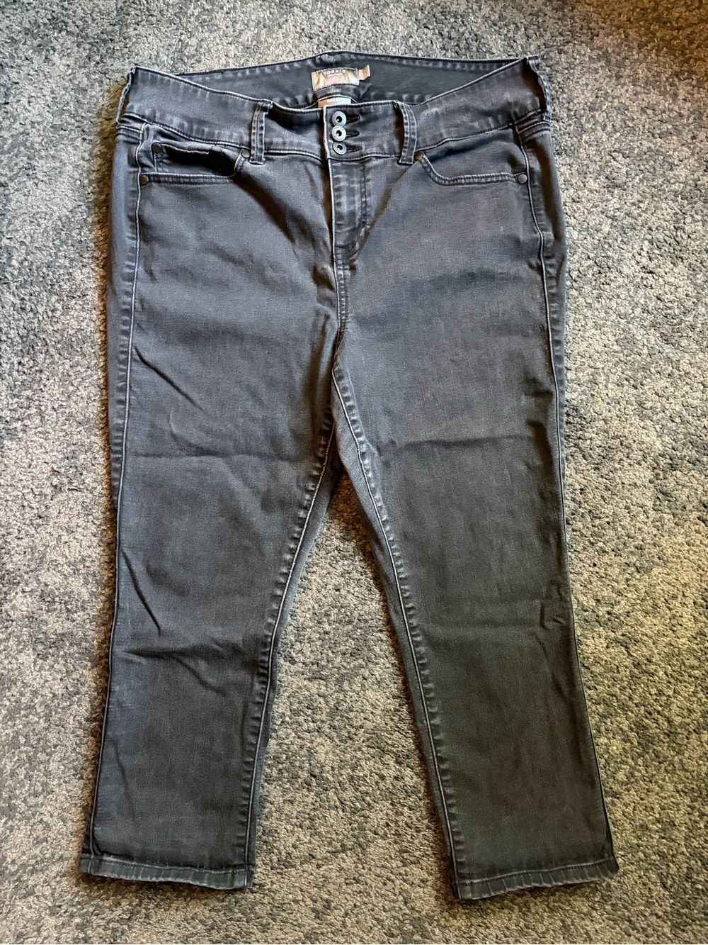 GUC Torrid black Crop Skinny Jegging Super Soft High-Rise Jean, size 18 - Picture 3 of 6